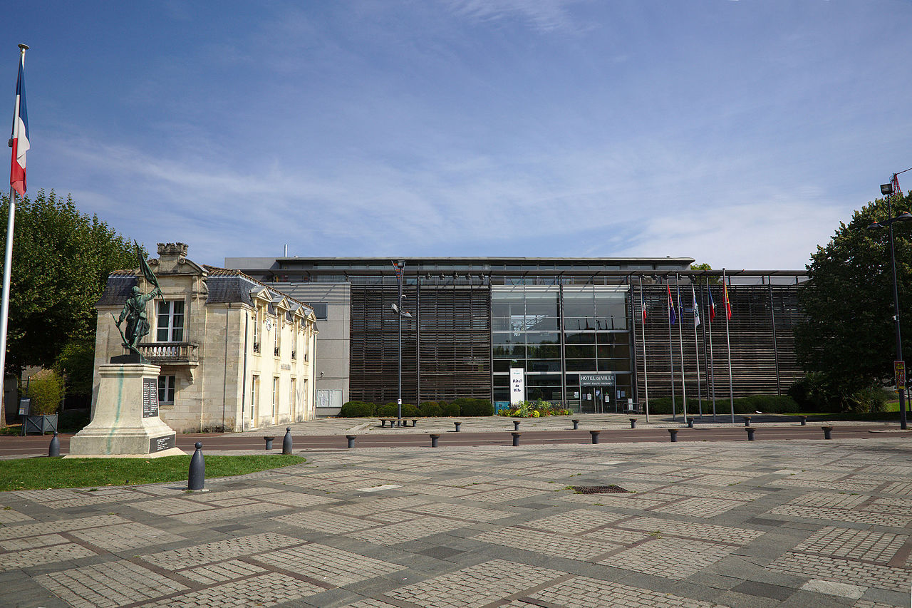 Urgence toiture Bruges 33520